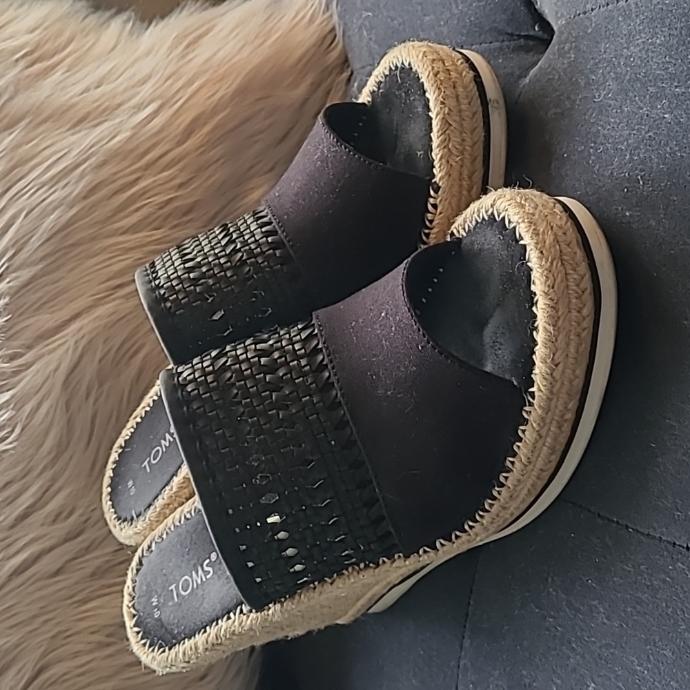 TOMS platform black shoe